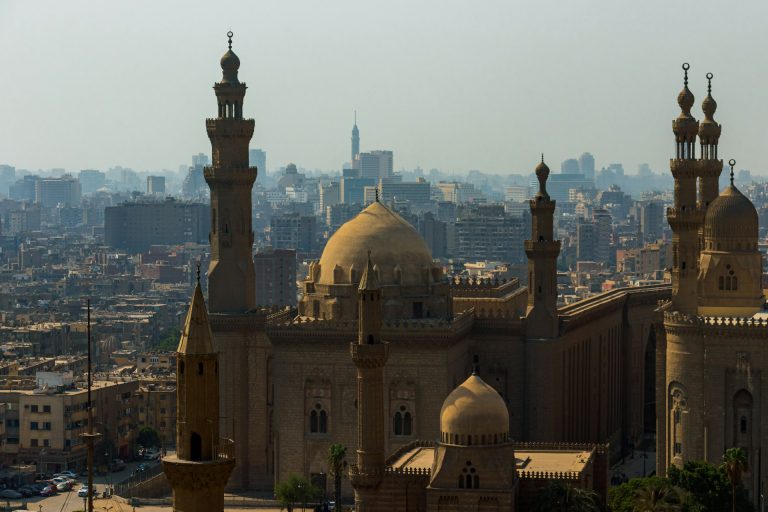 Cairo – A Timeless Voyage Through the City’s Iconic Wonders, Food Delights, and Bustling Markets