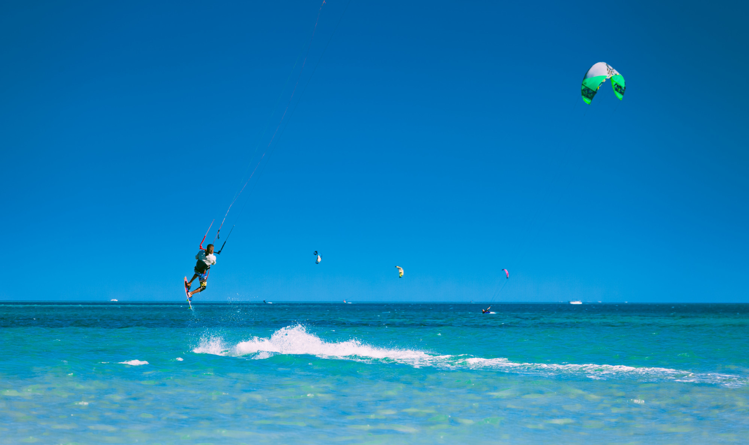 Kitesurfing