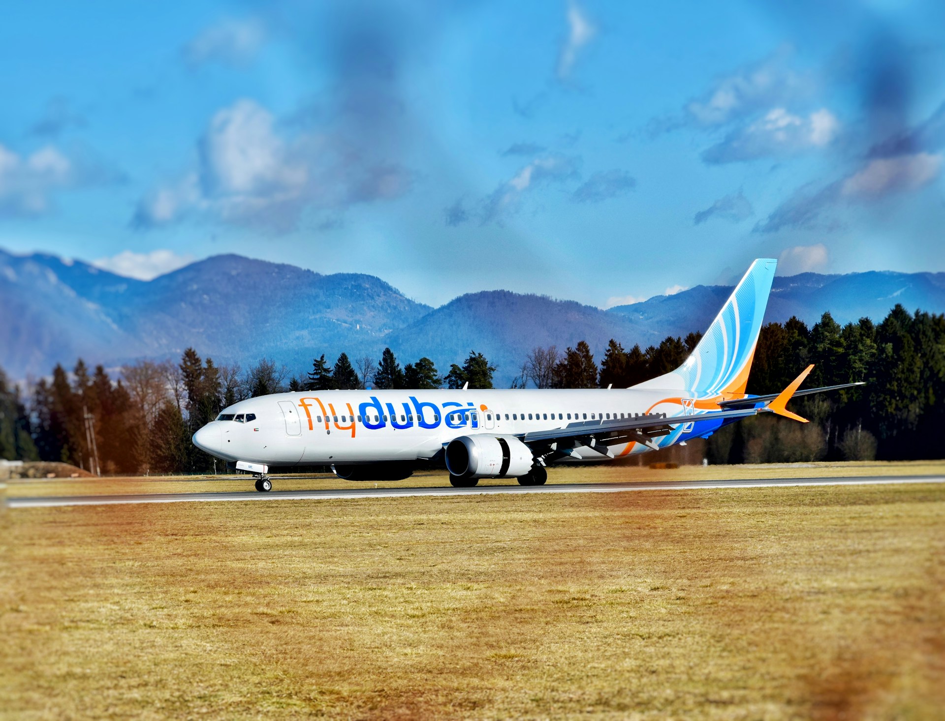 Flydubai airplane